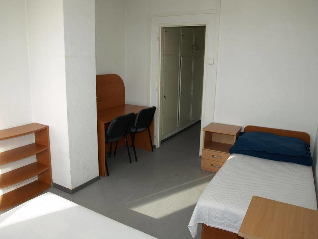 Mathias Hostel Budapesta Exterior foto